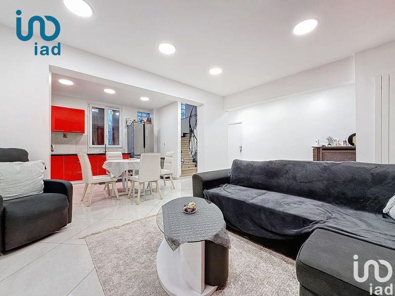 Maison - 350 m² - 11 pièces