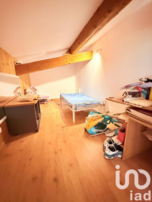 Maison - 207 m² - 7 pièces