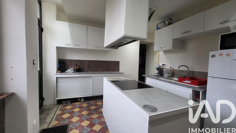 Maison - 121 m² - 6 pièces