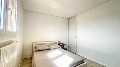 Demeure - 113 m² - 5 pièces