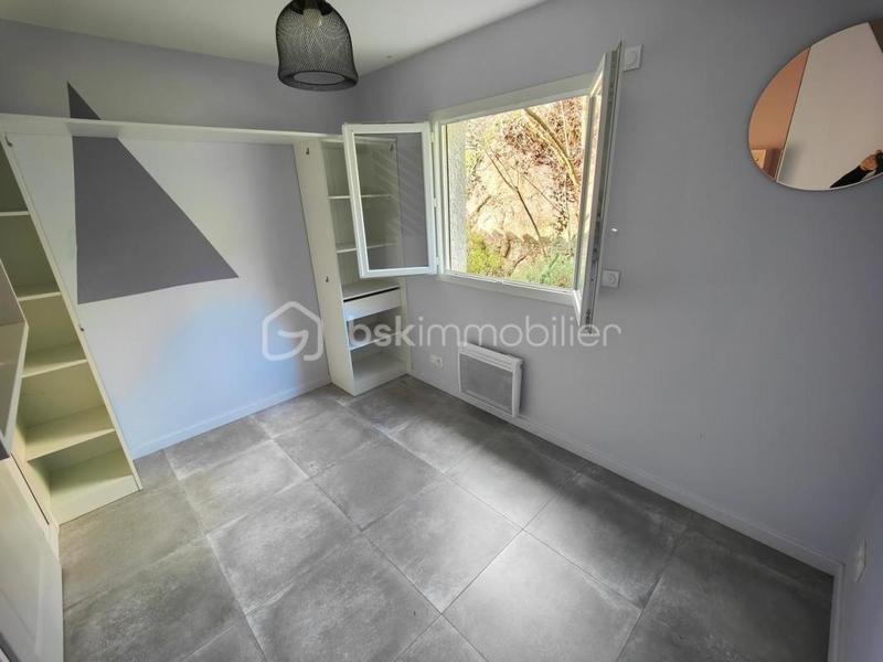 Villa - 80 m² - 4 pièces