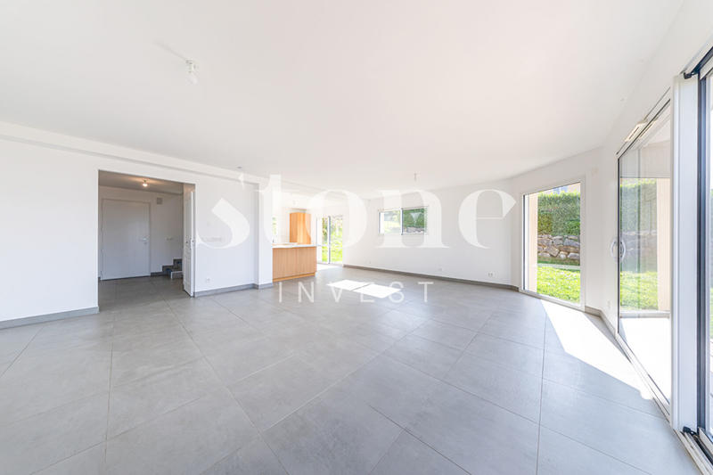 Maison - 165 m² - 7 pièces