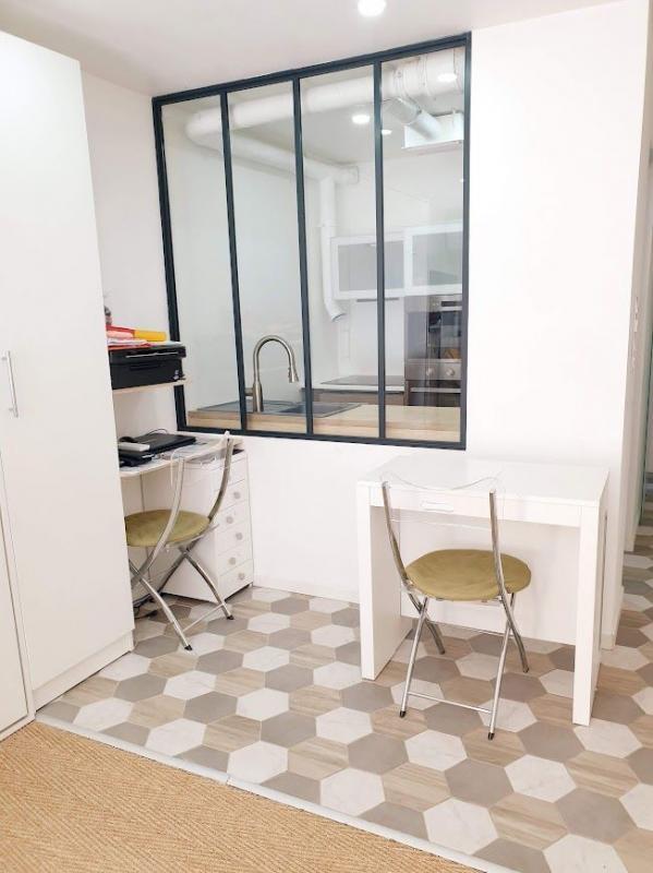 Studio - 25 m² - 2 pièces