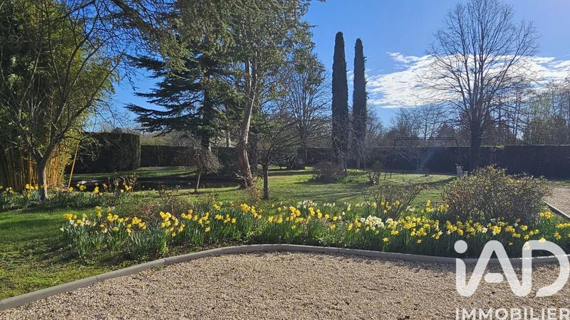 Maison - 255 m² - 10 pièces