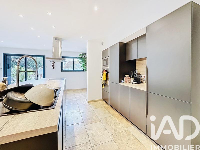 Maison - 152 m² - 5 pièces