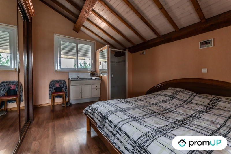 Maison ancienne - 225 m² - 8 pièces