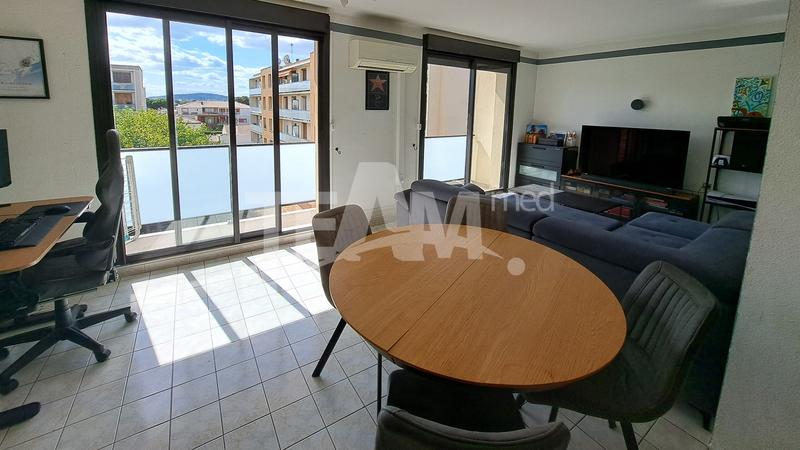 Appartement - 77 m² - 3 pièces