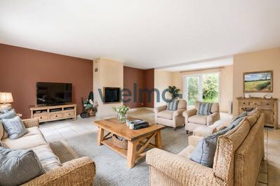 Maison - 166 m² - 6 pièces