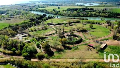 Maison - 530 m² - 9 pièces