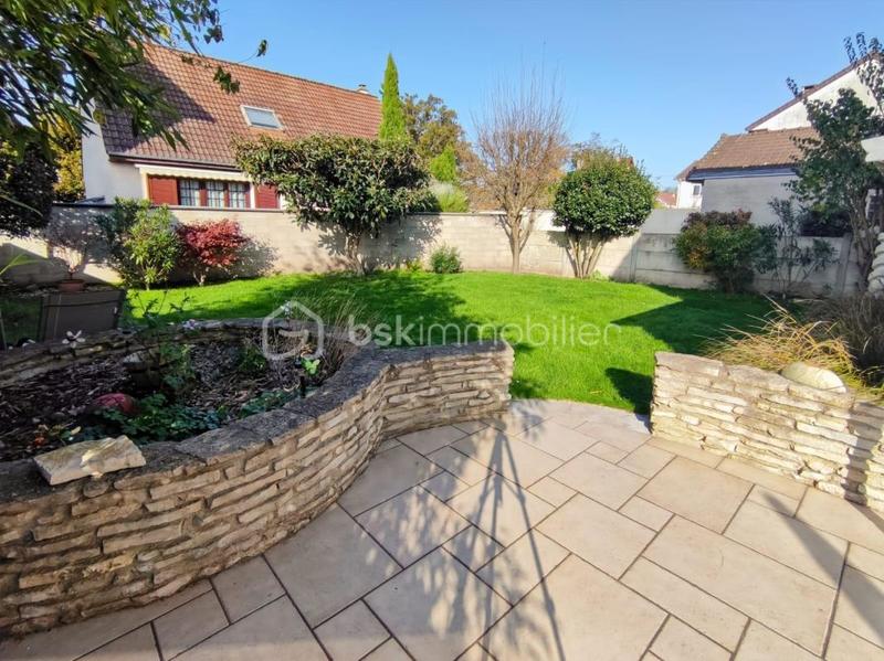 Pavillon - 100 m² - 5 pièces