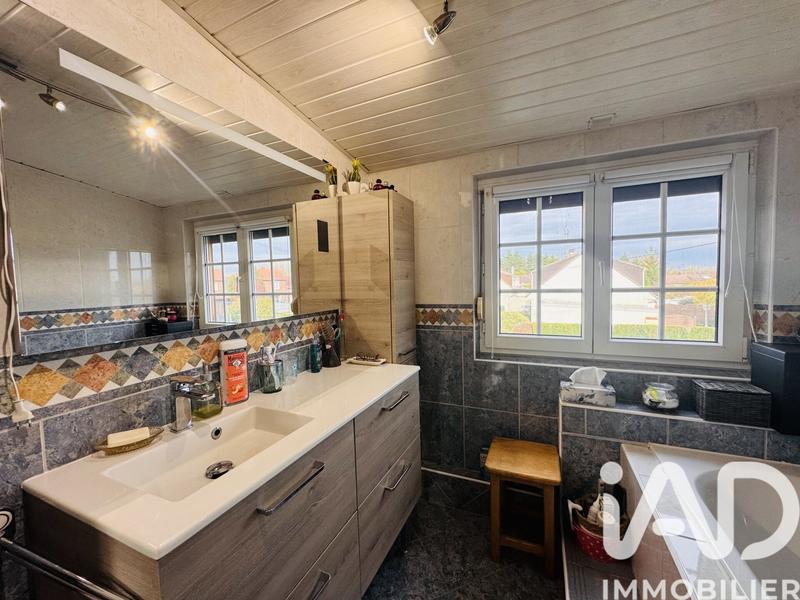 Maison - 120 m² - 5 pièces