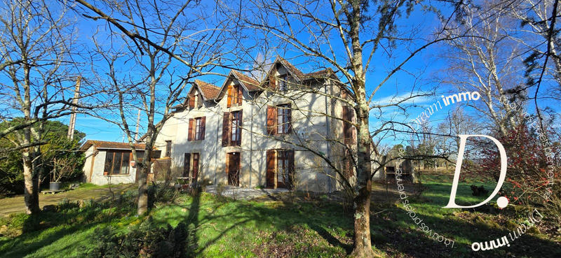 Maison ancienne - 225 m² - 5 pièces