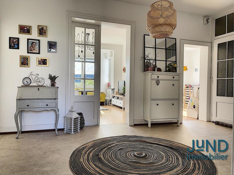 Appartement - 110 m² - 3 pièces