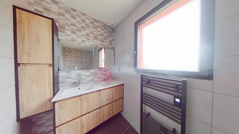 Villa - 138 m² - 5 pièces