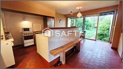 Maison - 197 m² - 7 pièces