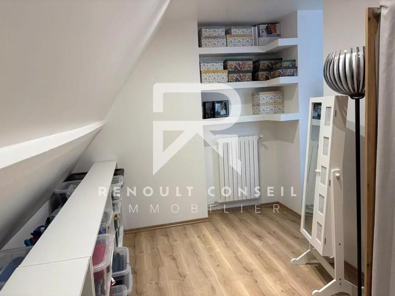 Maison - 221 m² - 9 pièces