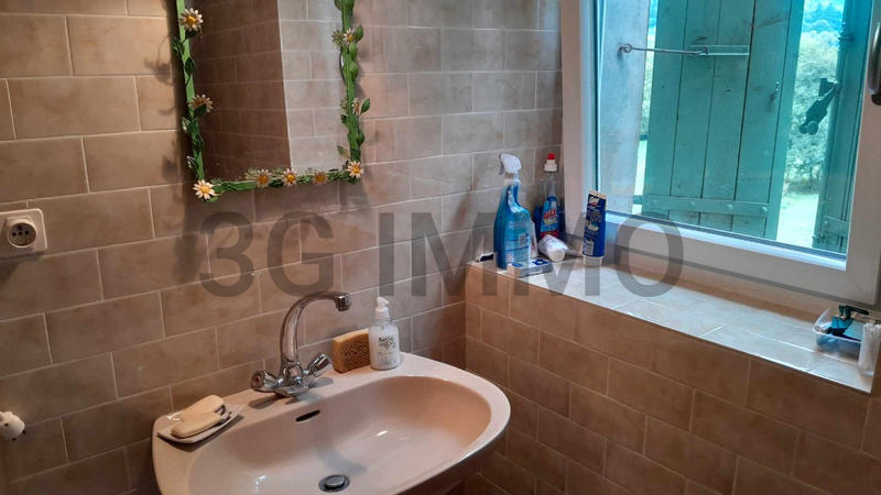 Maison - 324 m² - 16 pièces