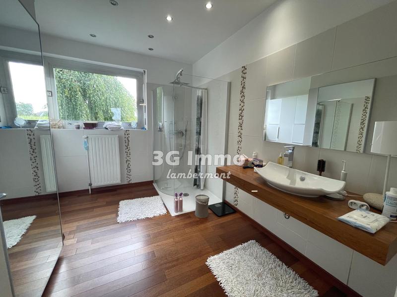 Villa - 105 m² - 6 pièces