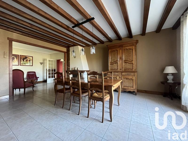 Maison - 233 m² - 6 pièces