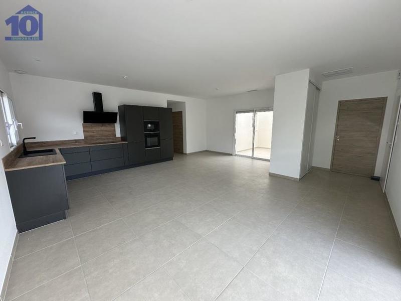 Maison - 102 m² - 4 pièces