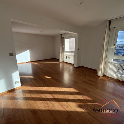 Appartement - 107 m² - 5 pièces