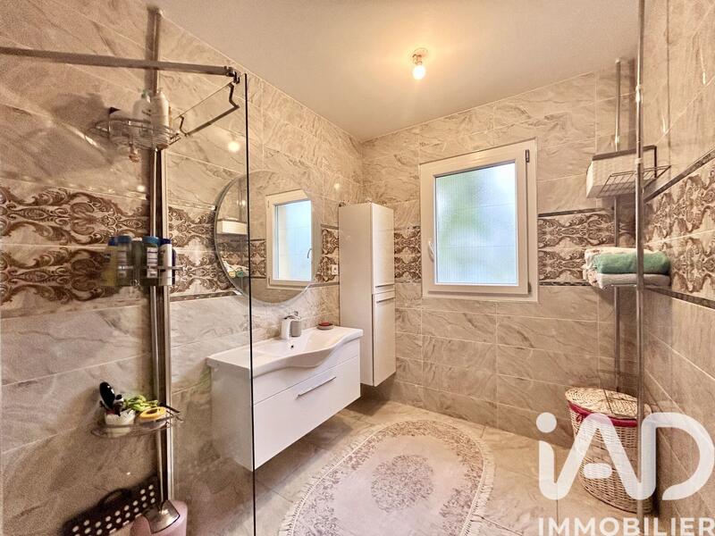 Maison de ville - 135 m² - 4 pièces