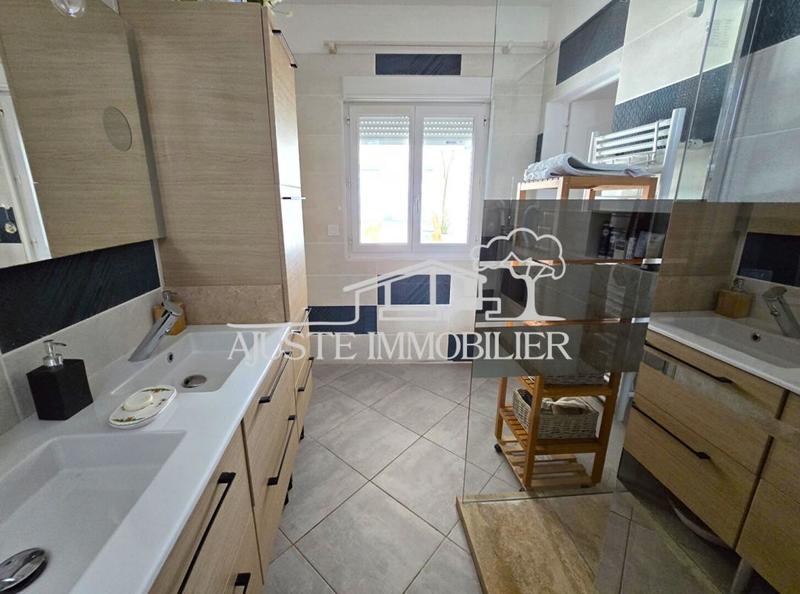 Maison - 101 m² - 4 pièces