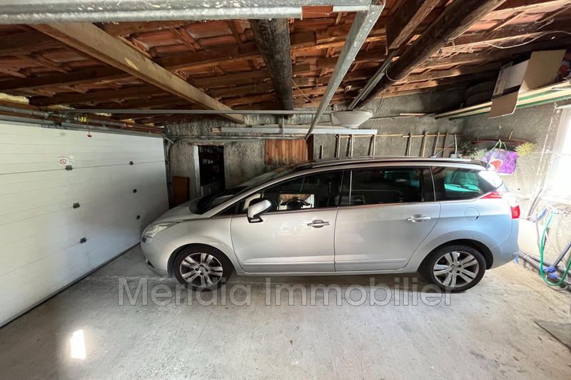 Villa - 168 m² - 6 pièces