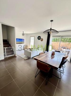 Maison - 77 m² - 3 pièces
