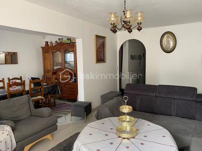 Maison jumelée - 110 m² - 5 pièces