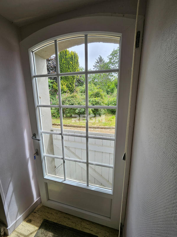 Propriété - 193 m² - 7 pièces