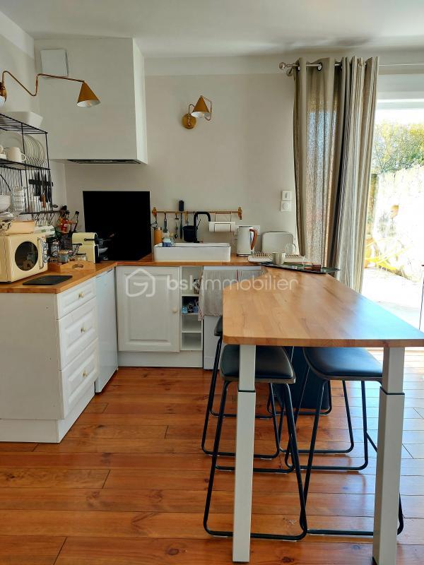 Propriété - 242 m² - 7 pièces