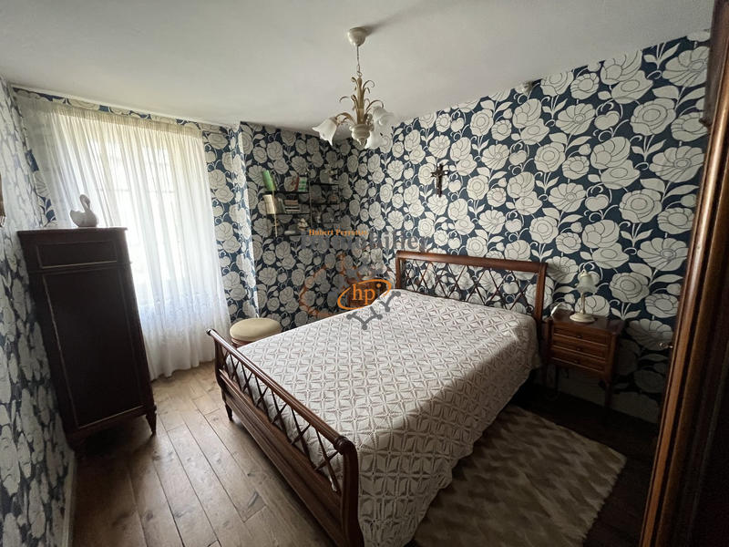 Maison - 190 m² - 6 pièces