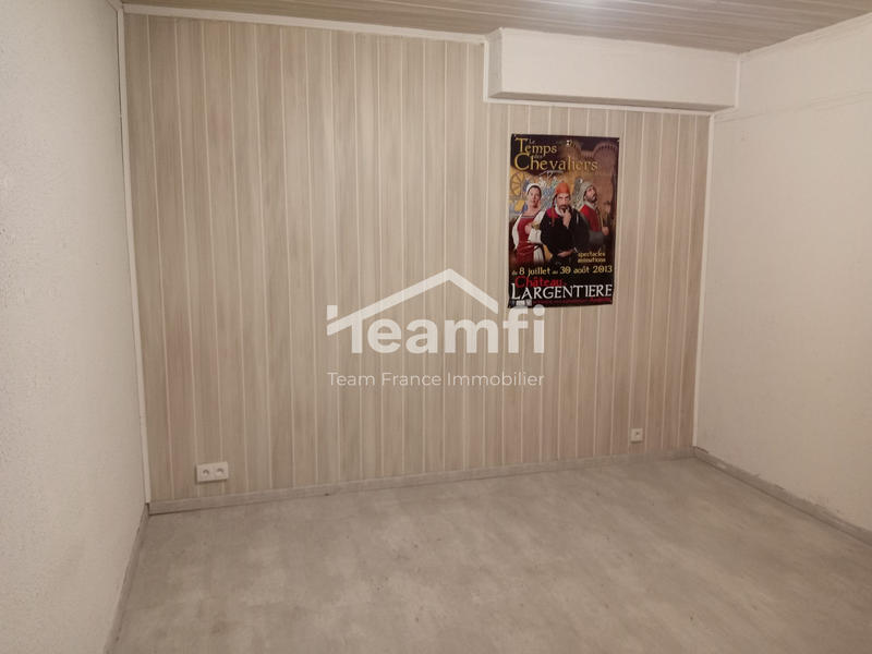 Maison - 93 m² - 5 pièces