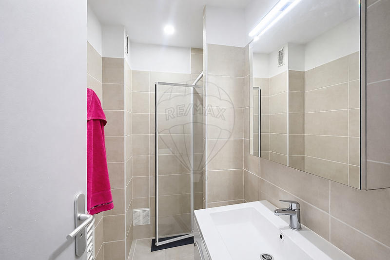 Immeuble - 234 m² - 12 pièces