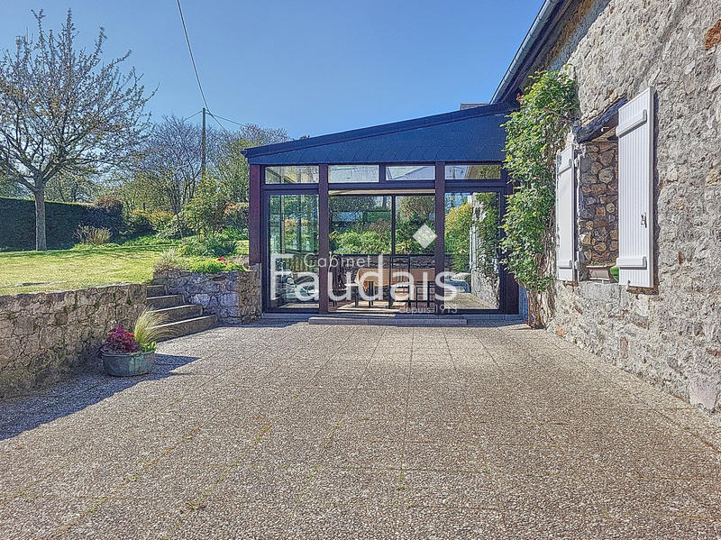 Maison - 139 m² - 5 pièces