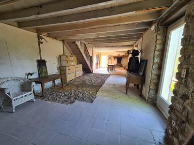 Maison ancienne - 235 m² - 7 pièces