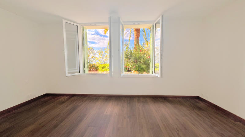 Appartement - 122 m² - 3 pièces