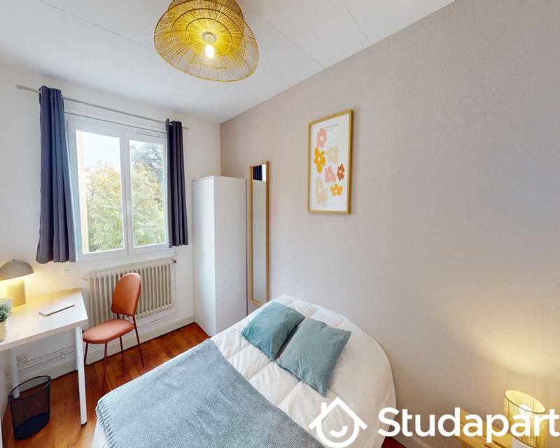 Chambre - 40 m² - 1 pièce