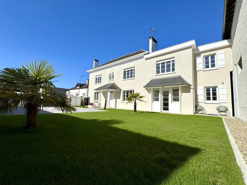 Maison - 190 m² - 6 pièces