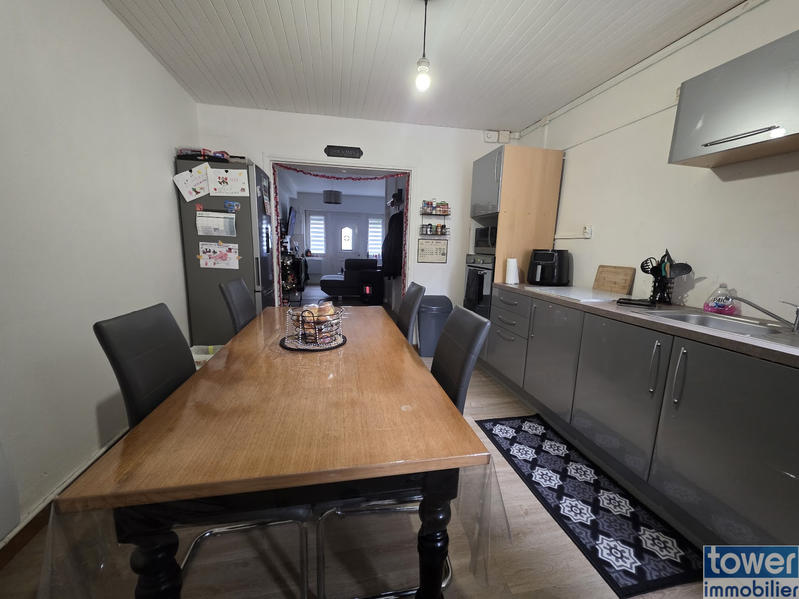 Maison - 70 m² - 5 pièces