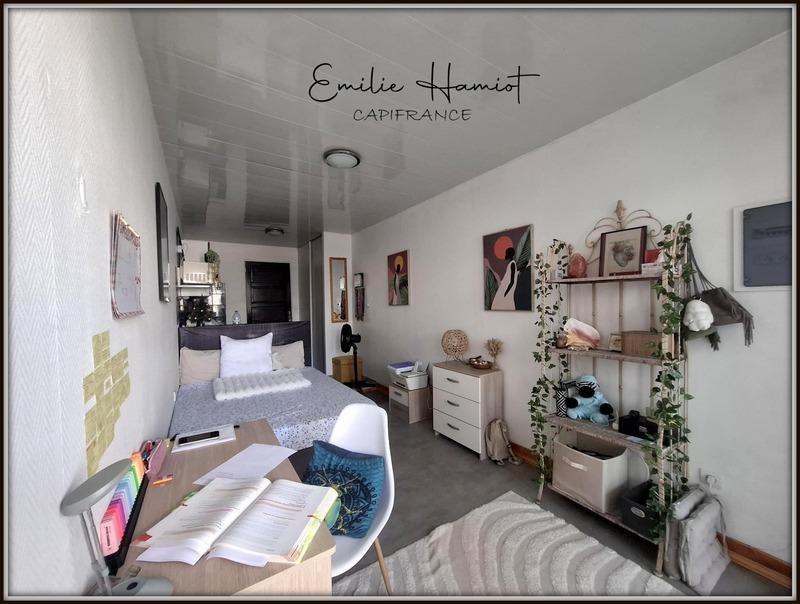 Immeuble - 421 m² - 19 pièces