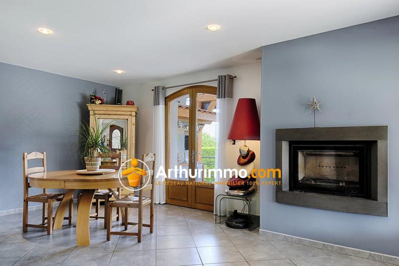 Maison - 181 m² - 6 pièces