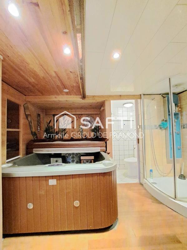 Maison - 147 m² - 6 pièces