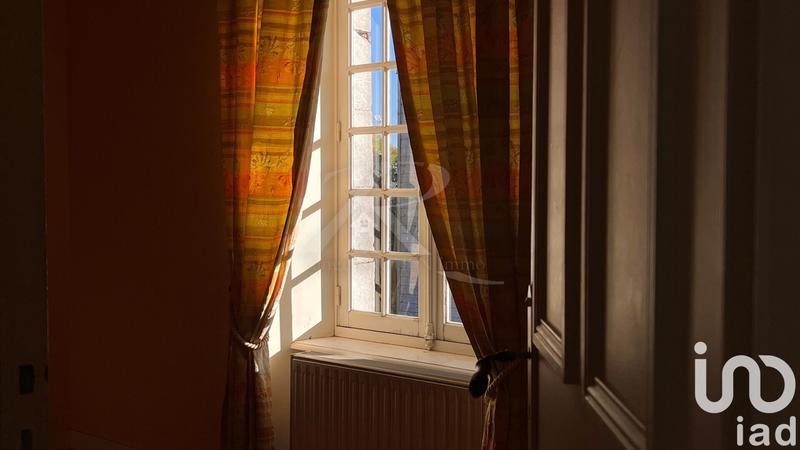 Maison - 212 m² - 8 pièces