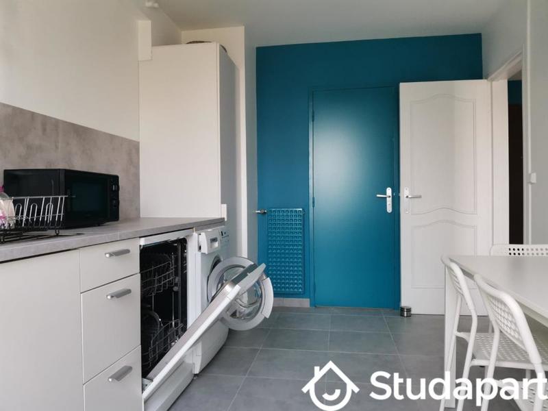 Chambre - 10 m² - 1 pièce