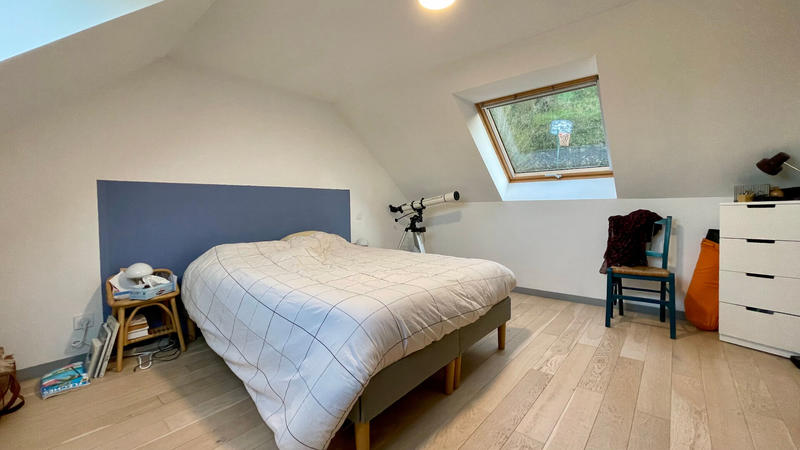 Maison - 99 m² - 6 pièces