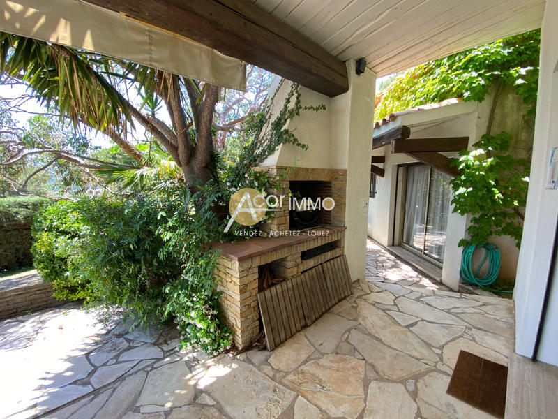 Maison - 270 m² - 6 pièces