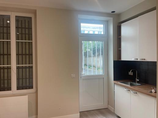 Local commercial - 101 m²