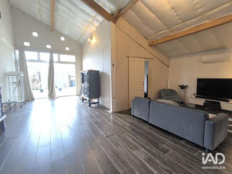 Maison - 204 m² - 7 pièces